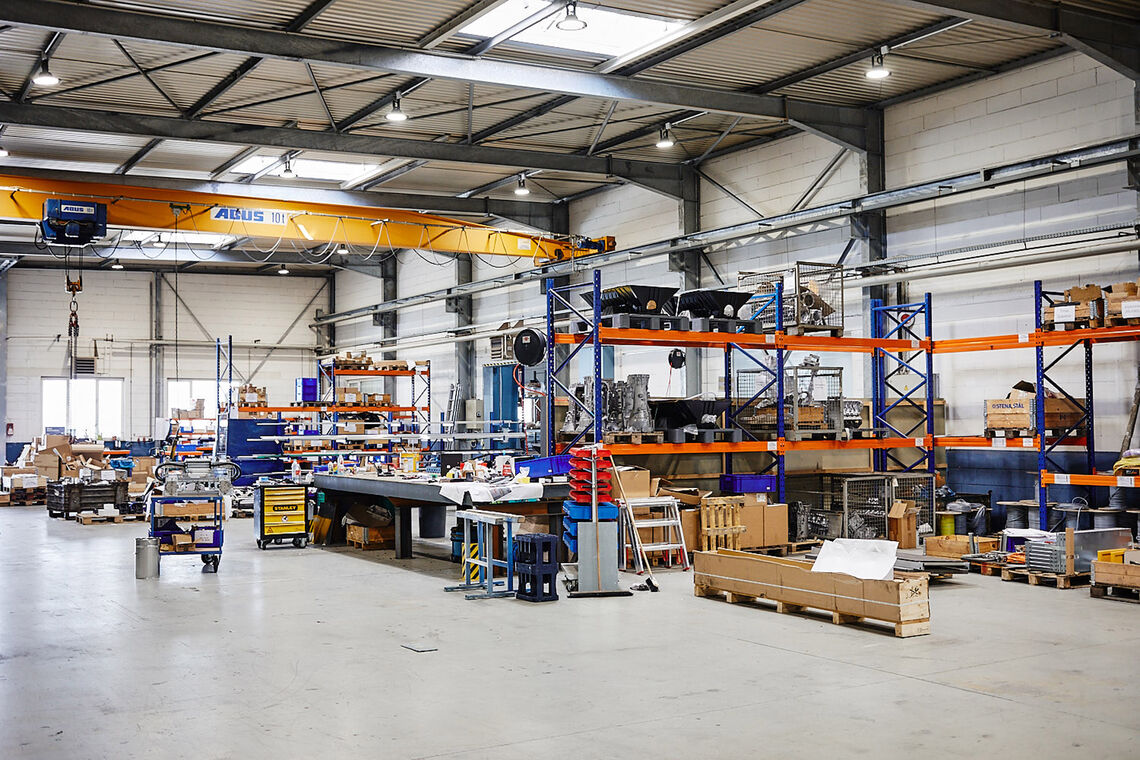 General view of a warehouse of the robotics company Main-Automation from the inside