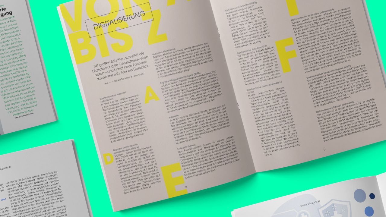 Aufgeschlagene Doppelseite des Magazins NewHealth.Guide zeigt den Artikel „Digitalisierung von A bis Z“ mit gelber Typografie Aufgeschlagene Doppelseite des Magazins NewHealth.Guide zeigt den Artikel „Digitalisierung von A bis Z“ mit gelber Typografie